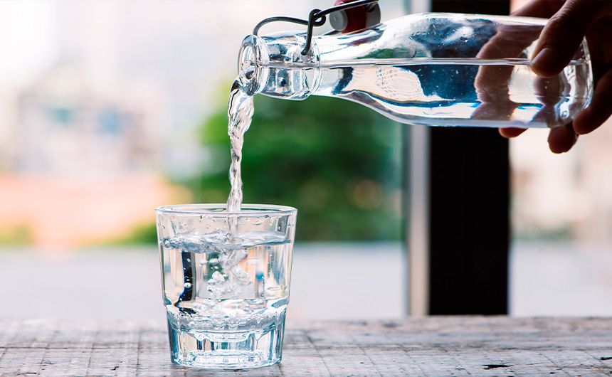 acqua bottiglie in vetro 4bcf8c7d